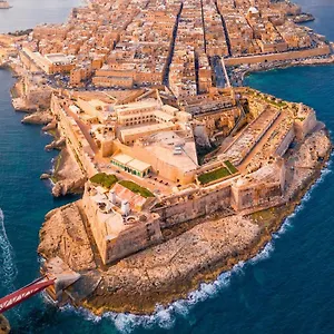 Mon-chery , San Ġwann Malta