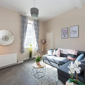 Downtown And 1 Bed In Appartement Édimbourg