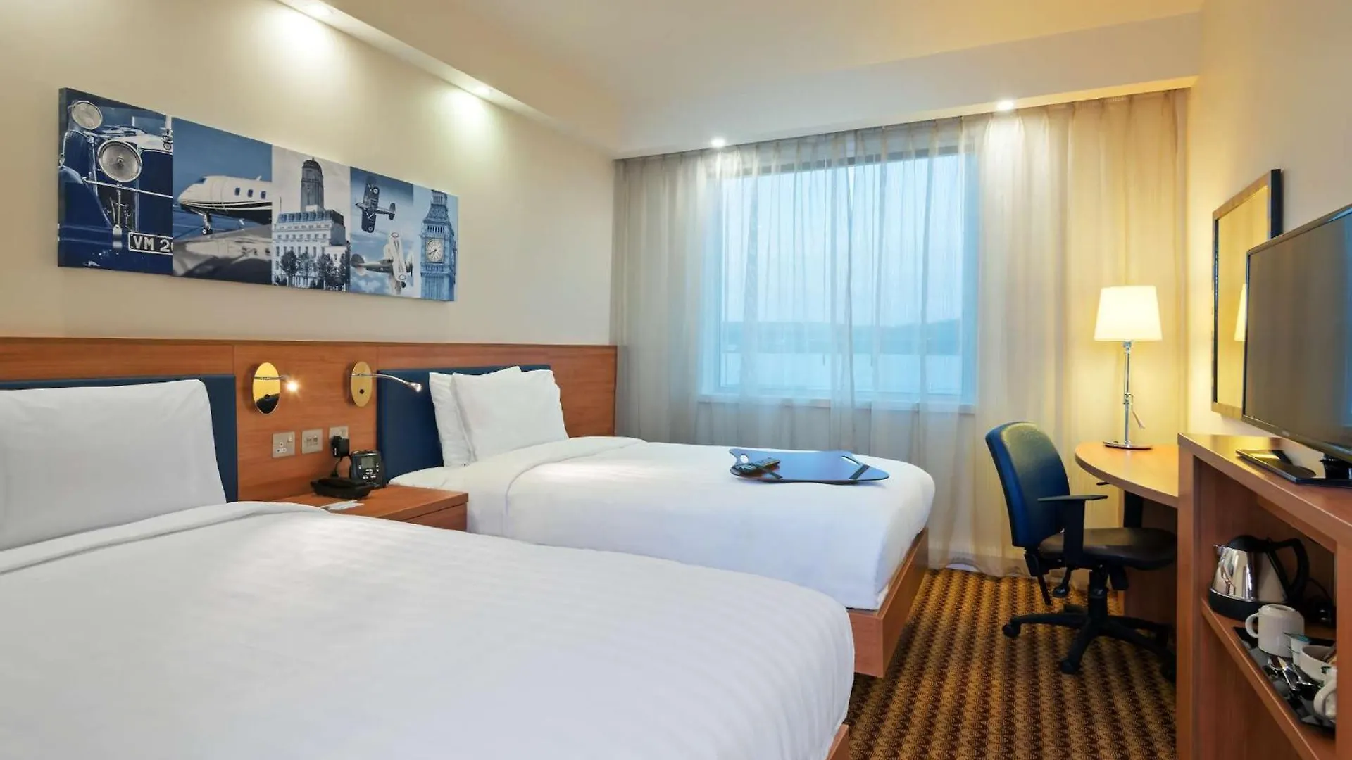 Hampton By Hilton Luton Airport Hotel Luton (Bedfordshire)