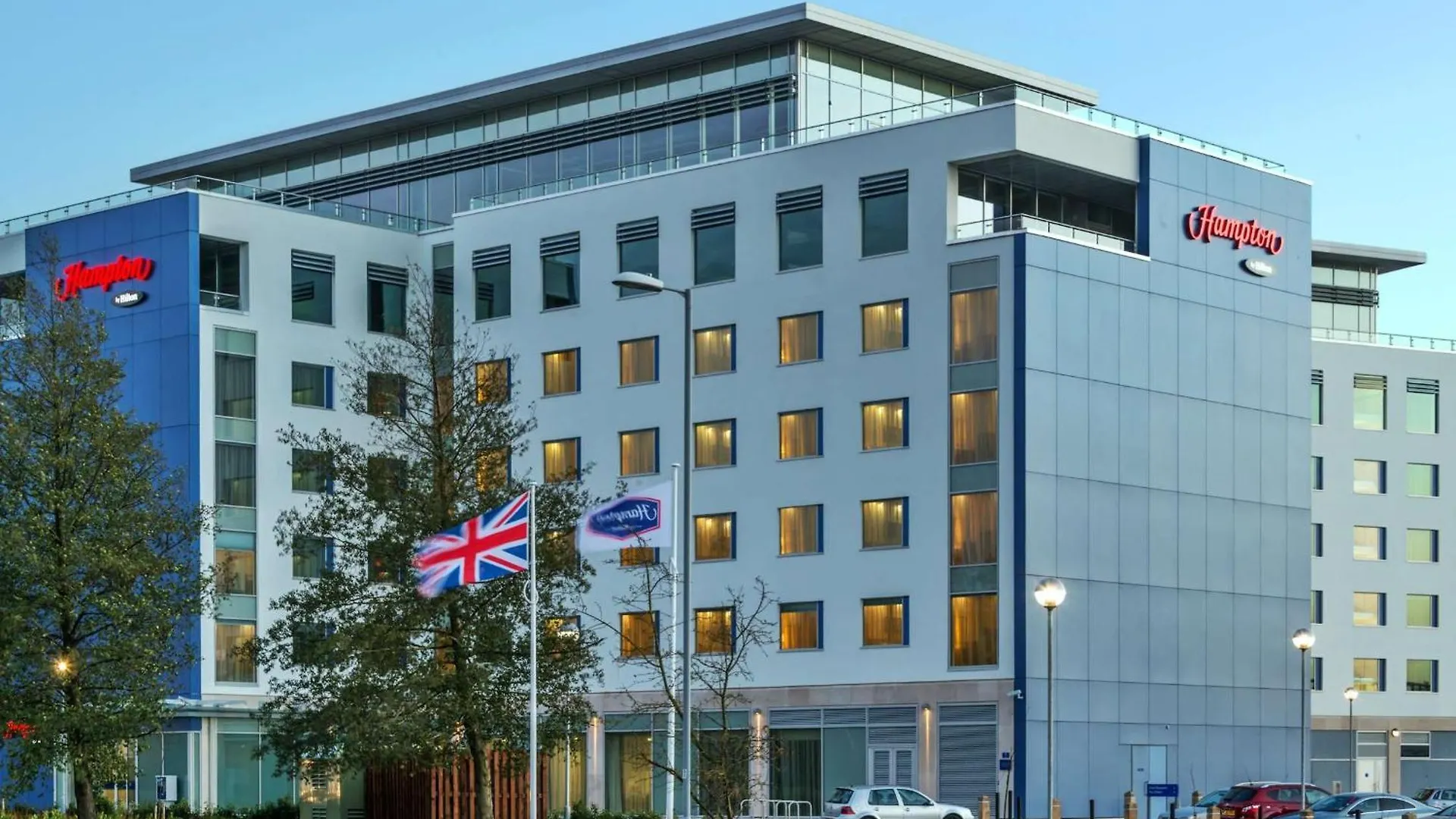 Hampton By Hilton Luton Airport Hotel  Luton (Bedfordshire)