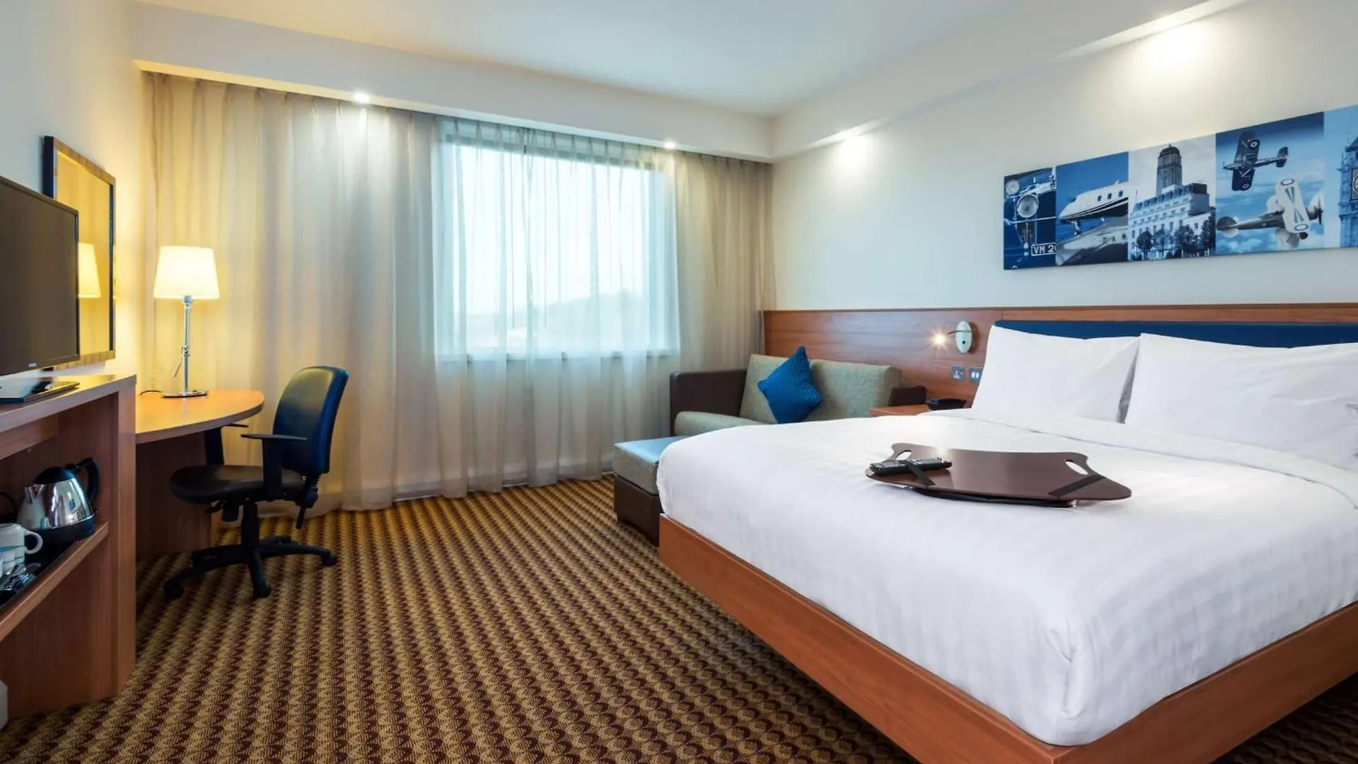 Hampton By Hilton Luton Airport Hotel
