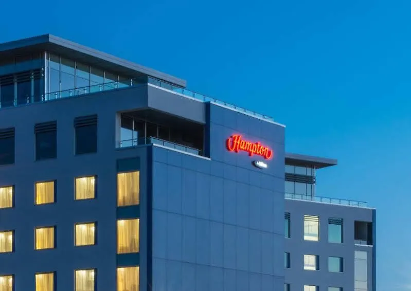 Hampton By Hilton Luton Airport Hotel